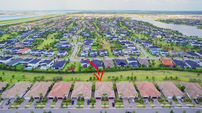 Building Photo - 19647 Weathervane Way