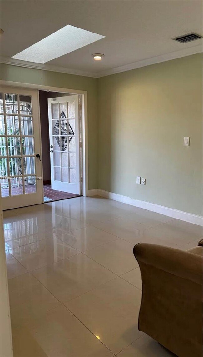 Building Photo - 4540 SW 133rd Ave