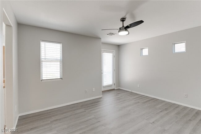 Building Photo - 6085 Aripeka St