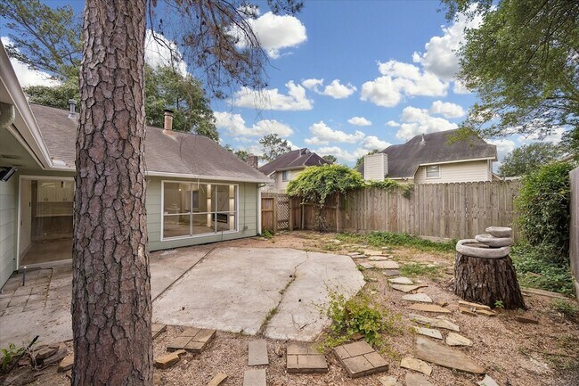 Building Photo - 9214 Grandview Park Dr