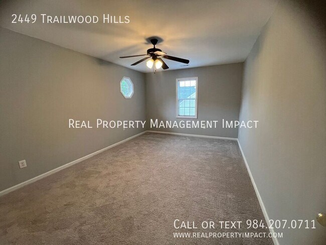 Building Photo - 2449 Trailwood Hills Dr