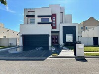 Building Photo - 2600 Cassandra St
