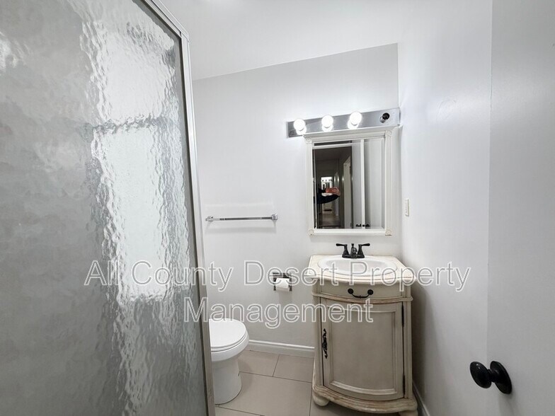 Building Photo - 70091 Cobb Rd