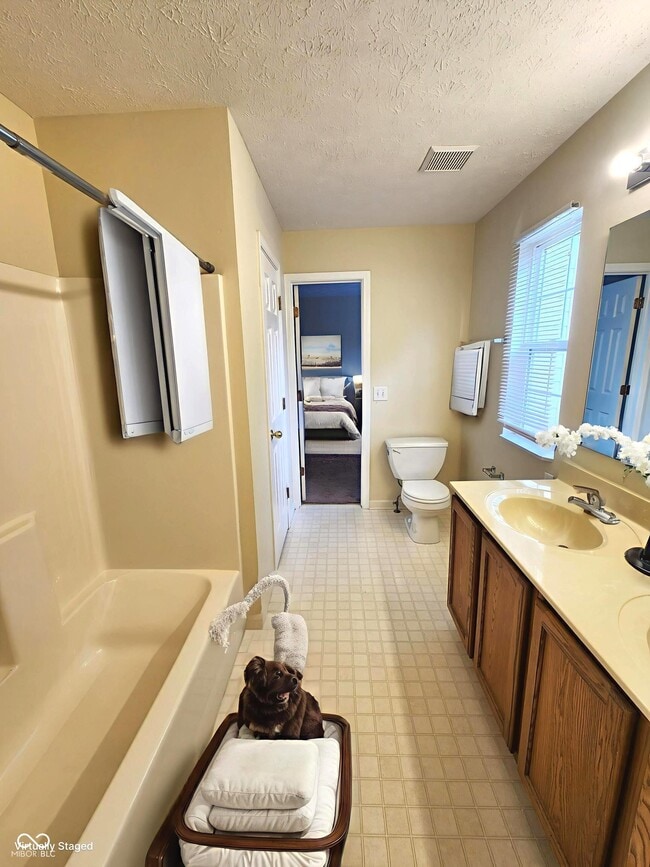 Building Photo - 924 Thornwood Dr