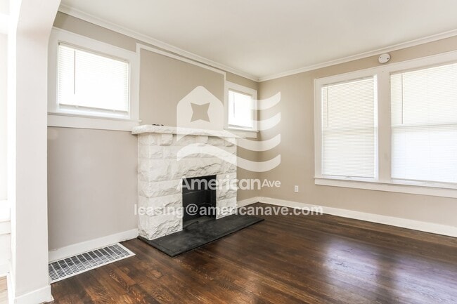 Building Photo - 1520 E 42nd St