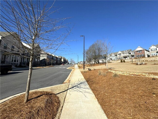 Building Photo - 3311 Park Pointe Cir