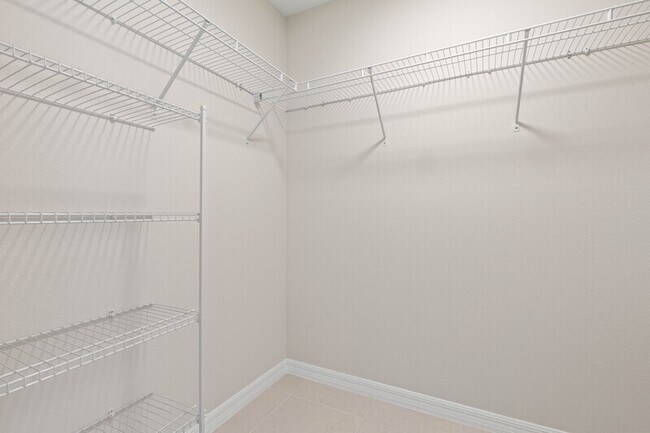 Building Photo - 24 Untermeyer Pl