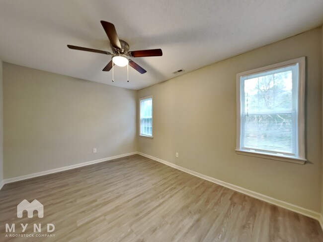 Building Photo - 606 Blazing Star Ct