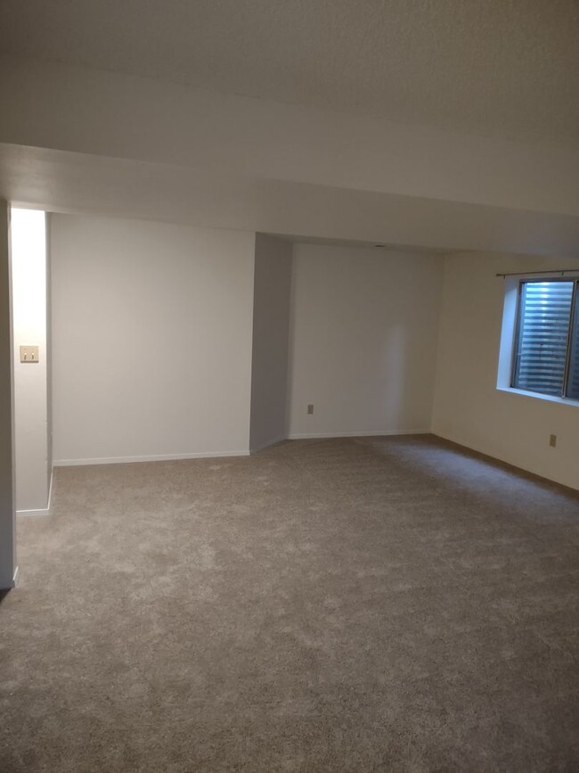Building Photo - Woodmen and Austin Bluffs area home