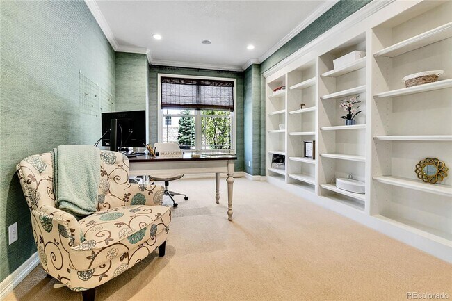 Building Photo - Spacious Colorado Luxury Home with 3-Car G...