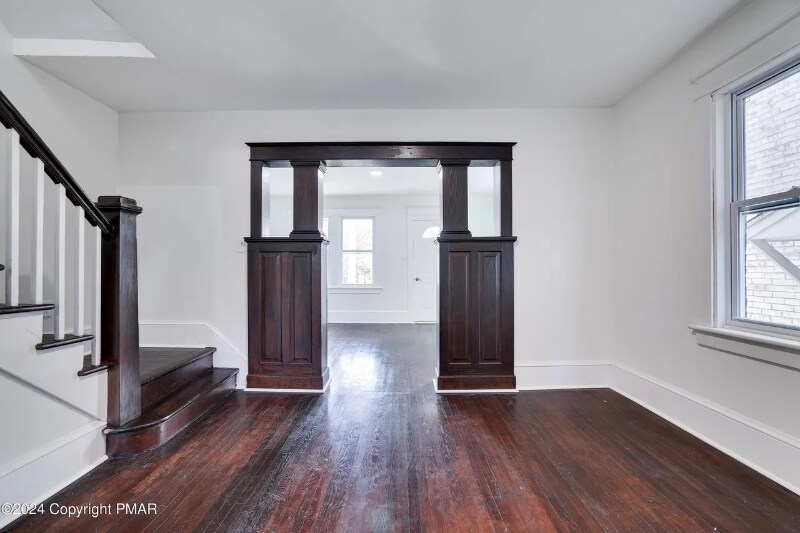 Building Photo - 510 Brown St