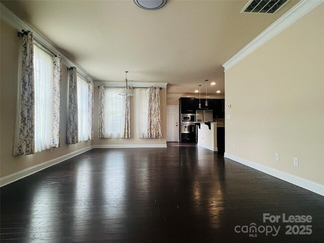 Building Photo - 2223 Eversham Dr NW
