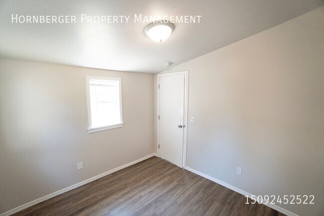 Building Photo - 4118 E Hastings Ave