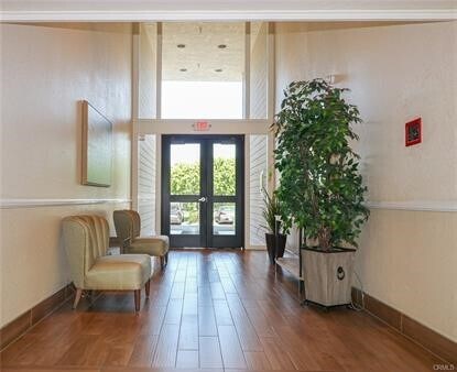 Building Photo - 240 Nice Ln