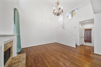 Building Photo - 2555 Bering Dr