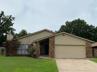 Building Photo - 3 Bedroom in Jenks School district!!