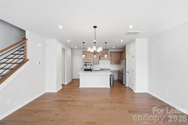 Building Photo - 423 Vinroot Aly