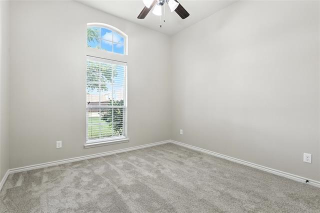 Building Photo - 3018 Fairland Dr