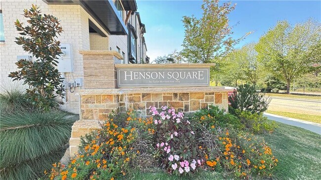 Building Photo - 9 Peeples Dr