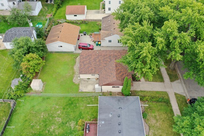 Building Photo - 1857 17th St NW