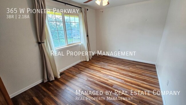 Building Photo - 365 W Pioneer Pkwy