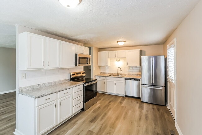 Building Photo - 804 Moss Oak Ct