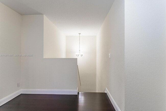 Building Photo - 11191 SW 17th Manor