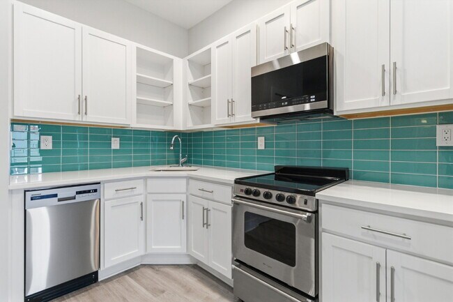 Building Photo - Downtown Gastonia Condo