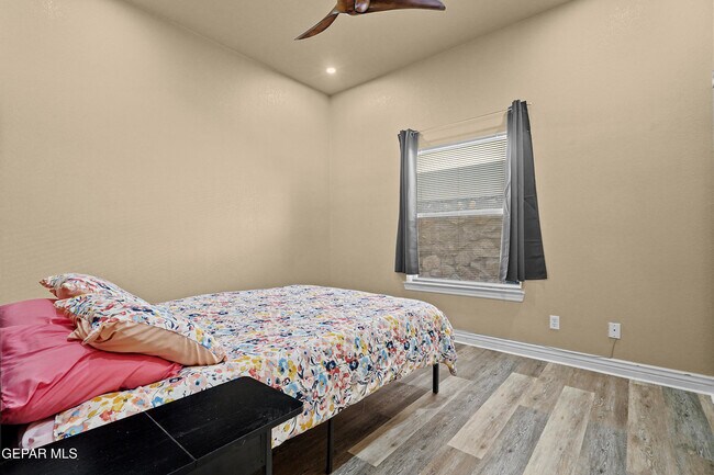 Building Photo - 11409 Pifas Nevarez Pl