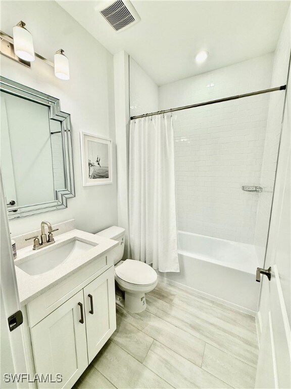 Building Photo - 15653 Triesta Ln