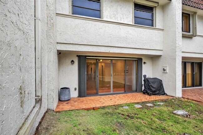 Building Photo - 8896 SW 62nd Terrace