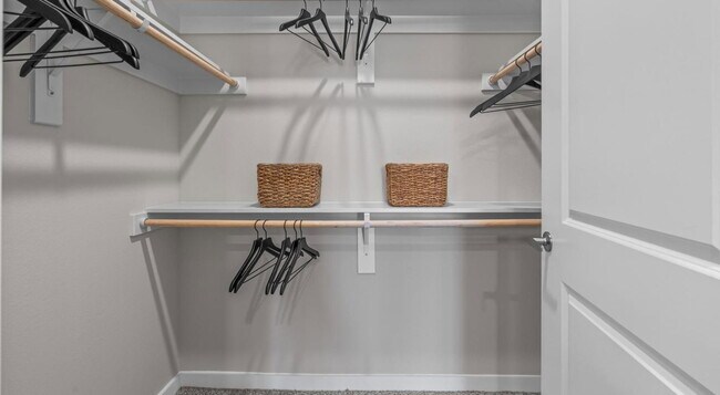 Building Photo - 3845 Frontier Pkwy