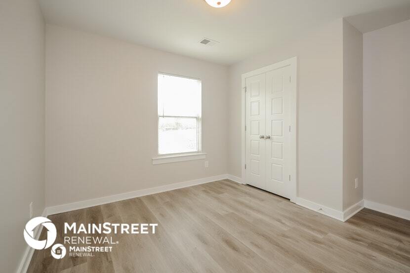 Building Photo - 63 Carriage House Rd SW