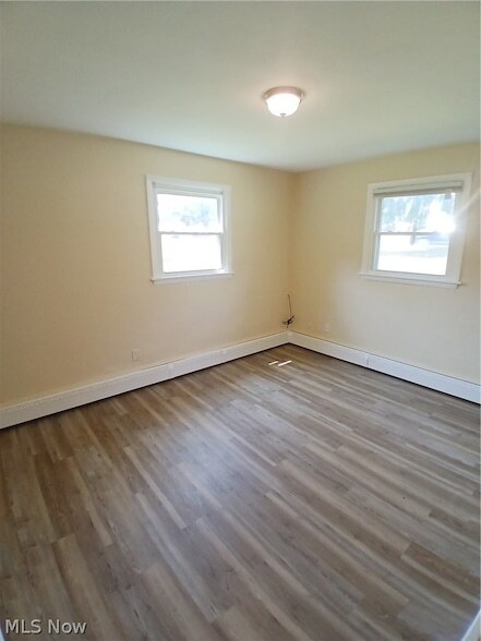 Building Photo - 137 Shields Rd
