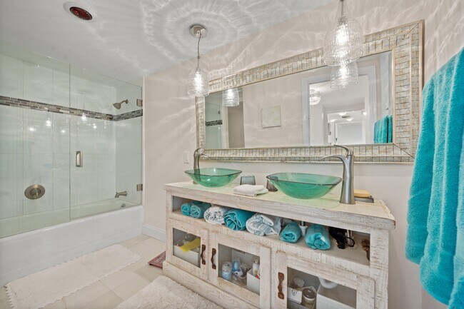 Building Photo - 3475 S Ocean Blvd