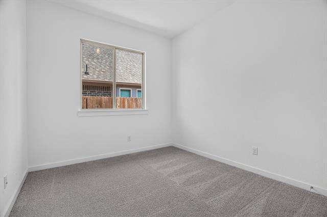 Building Photo - 620 E Godley Ave