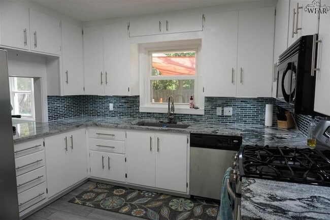 Building Photo - 1607 Arlington St