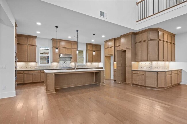 Building Photo - 7390 Cornflower Ct