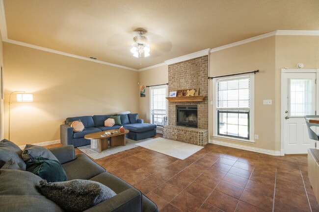 Building Photo - For Lease