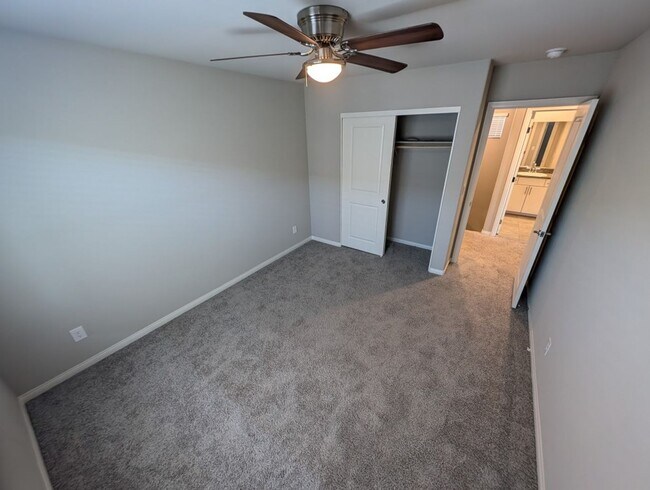 Building Photo - 7141 Liberty Landing St