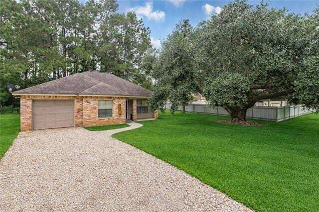 Building Photo - 147 Gitz Ln