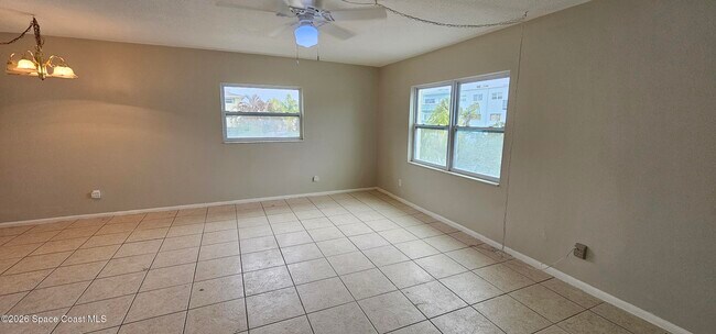 Building Photo - 230 Columbia Dr