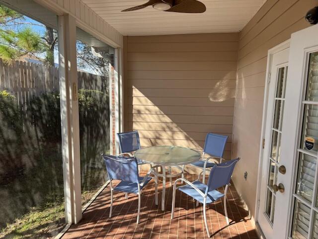 Building Photo - 200 Diamond Cove