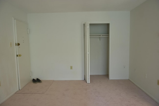 Building Photo - 4360 Ivymount Ct