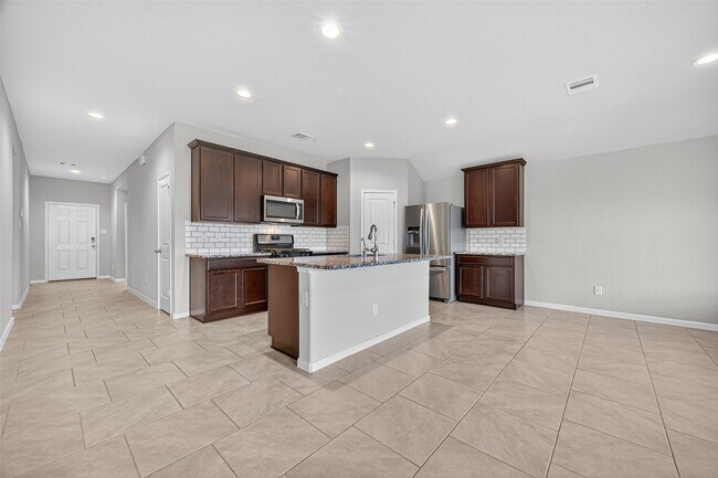 Building Photo - 29627 Juntti Park Ct