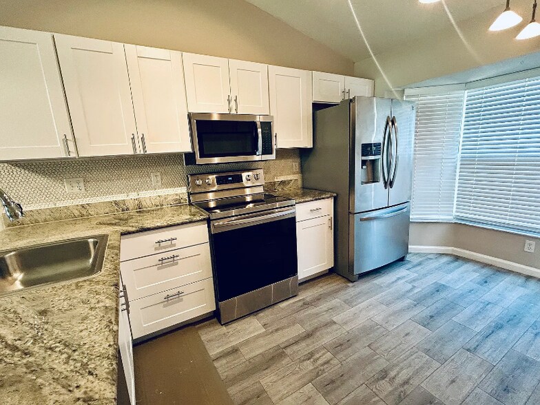 Building Photo - 11036 SE Sea Pines Cir