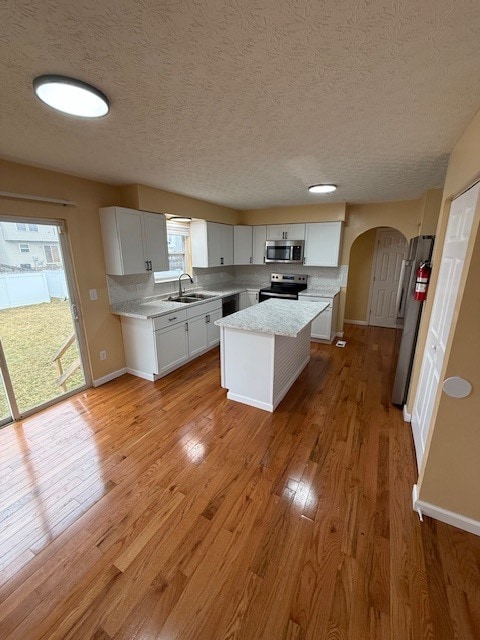 Building Photo - 3221 Kings Realm Ave