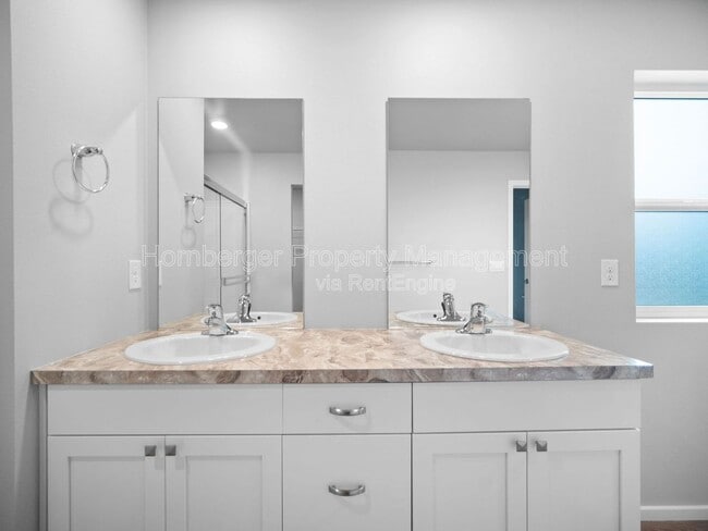 Building Photo - 5817 W Georgetown Ln