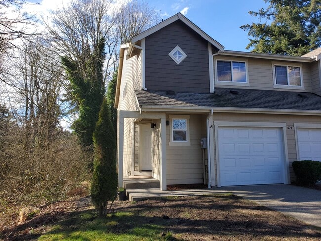 Building Photo - 421 N 3rd Ave SW