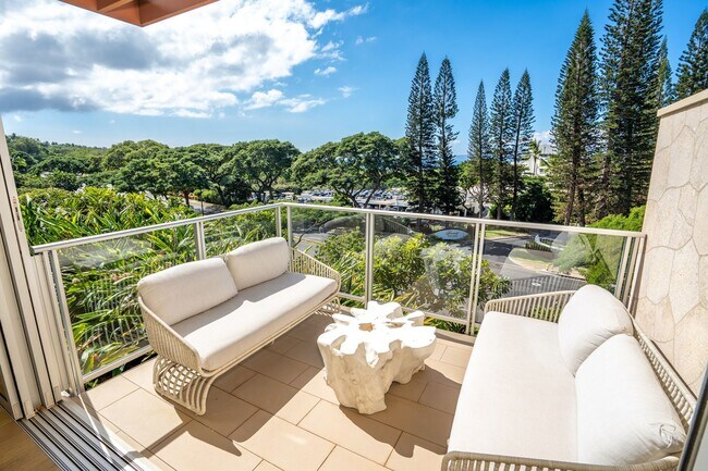 Building Photo - Beautiful Fully Furnished, 3 Bed/3 Bath Makali'i at Wailea Townhome with Infinity Pool
